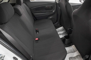 Хетчбэк Toyota Vitz 2017 года, 919000 рублей, Барнаул