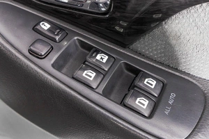 Минивэн Toyota Alphard 2008 года, 1889000 рублей, Барнаул
