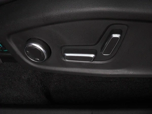 Внедорожник Geely Boyue L 2025 года, 3129000 рублей, Красный Пахарь