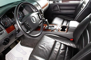 Внедорожник Volkswagen Touareg 2010 года, 1469000 рублей, Сургут