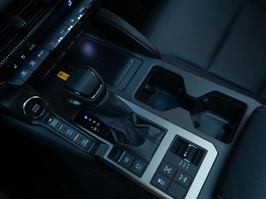 Внедорожник Toyota Land Cruiser Prado 2024 года, 9748055 рублей, Москва