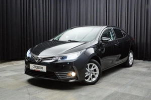 Седан Toyota Corolla 2017 года, 1499000 рублей, Красноярск