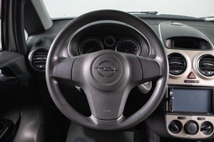 Хетчбэк Opel Corsa 2007 года, 399000 рублей, Сургут