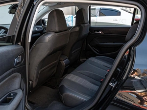 Хетчбэк Peugeot 308 2019 года, 1515000 рублей, Краснодар