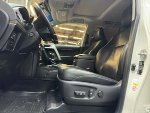 Внедорожник Toyota Land Cruiser Prado 2021 года, 5597000 рублей, Красноярск