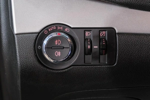 Внедорожник Opel Mokka 2012 года, 999000 рублей, Новокузнецк