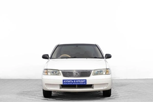 Седан Nissan Sunny 2002 года, 269000 рублей, Барнаул