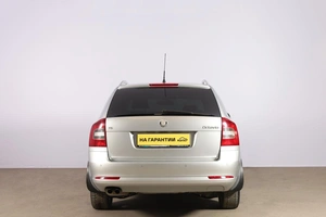 Универсал Skoda Octavia 2010 года, 809000 рублей, Новосибирск