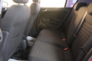 Хетчбэк Opel Corsa 2012 года, 719000 рублей, Омск