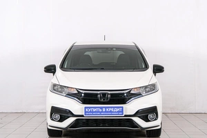 Хетчбэк Honda Fit 2017 года, 1249000 рублей, Красноярск