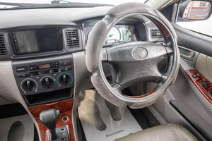 Седан Toyota Corolla 2002 года, 499000 рублей, Барнаул