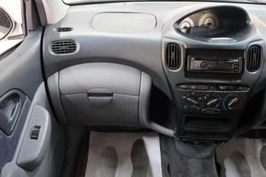 Минивэн Toyota Funcargo 2001 года, 489000 рублей, Омск