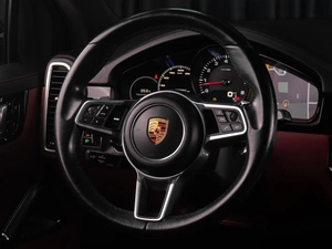 Внедорожник Porsche Cayenne 2018 года, 5449000 рублей, Тюмень
