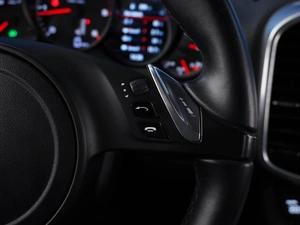 Внедорожник Porsche Cayenne 2013 года, 2977077 рублей, Москва