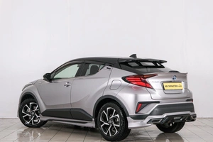 Внедорожник Toyota C-HR 2019 года, 2299000 рублей, Красноярск