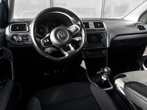 Седан Volkswagen Polo 2018 года, 1170555 рублей, Тверь