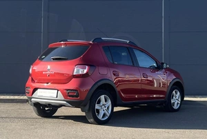 Хетчбэк Renault Sandero Stepway 2017 года, 1026000 рублей, Солонцы