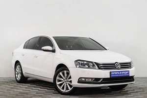 Седан Volkswagen Passat 2013 года, 1179000 рублей, Сургут