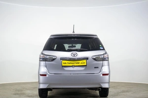 Минивэн Toyota Wish 2013 года, 1639000 рублей, Оренбург
