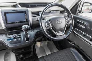 Минивэн Honda Freed 2018 года, 1849000 рублей, Барнаул