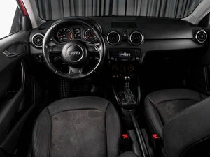 Хетчбэк Audi A1 2012 года, 1089000 рублей, Тюмень