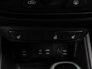 Седан Hyundai Solaris 2017 года, 1280000 рублей, Тюмень