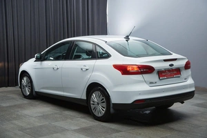 Седан Ford Focus 2018 года, 997000 рублей, Красноярск