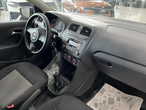 Седан Volkswagen Polo 2012 года, 697000 рублей, Солонцы