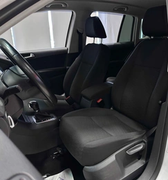 Внедорожник Volkswagen Tiguan 2013 года, 1327000 рублей, Красноярск