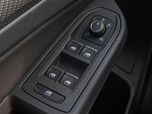 Хетчбэк Volkswagen Golf R 2023 года, 6200000 рублей, Краснодар