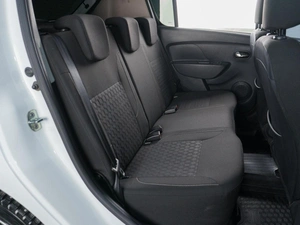 Хетчбэк Renault Sandero 2018 года, 949000 рублей, Сургут