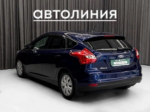 Хетчбэк Ford Focus 2013 года, 695000 рублей, Красноярск