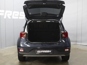 Внедорожник Hyundai Venue 2020 года, 2070777 рублей, Омск