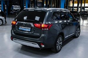 Внедорожник Mitsubishi Outlander 2019 года, 2098000 рублей, Солонцы