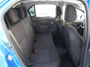 Седан Renault Logan 2015 года, 719000 рублей, Ижевск