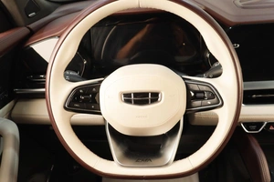 Внедорожник Geely Monjaro 2021 года, 2729000 рублей, Челябинск