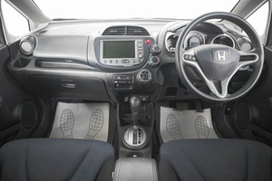 Хетчбэк Honda Fit 2009 года, 799000 рублей, Кемерово