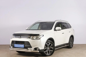 Внедорожник Mitsubishi Outlander 2014 года, 1599000 рублей, Новосибирск