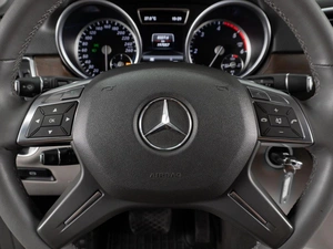 Внедорожник Mercedes-benz M-класс 2013 года, 2199000 рублей, Тюмень