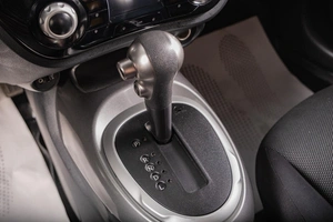 Внедорожник Nissan Juke 2013 года, 1059000 рублей, Томск