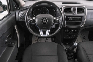 Хетчбэк Renault Sandero 2019 года, 1239000 рублей, Красноярск
