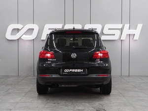 Внедорожник Volkswagen Tiguan 2012 года, 1429000 рублей, Воронеж
