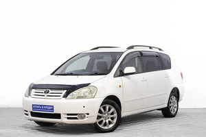 Минивэн Toyota Ipsum 2001 года, 989000 рублей, Барнаул