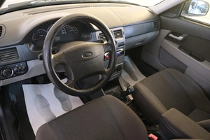 Хетчбэк ВАЗ (LADA) Priora 2009 года, 619000 рублей, Омск