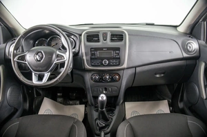 Седан Renault Logan Stepway 2019 года, 1249000 рублей, Пермь