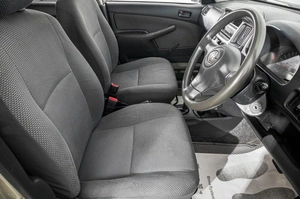 Универсал Toyota Succeed 2002 года, 499000 рублей, Барнаул