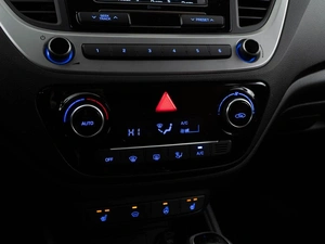 Седан Hyundai Solaris 2017 года, 1561077 рублей, Москва