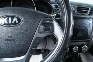 Седан Kia Rio 2016 года, 979000 рублей, Челябинск