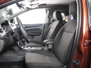 Хетчбэк Ford Focus 2009 года, 680000 рублей, Омск