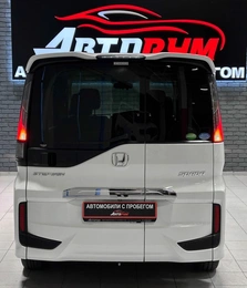 Минивэн Honda Stepwgn 2017 года, 1897000 рублей, Красноярск